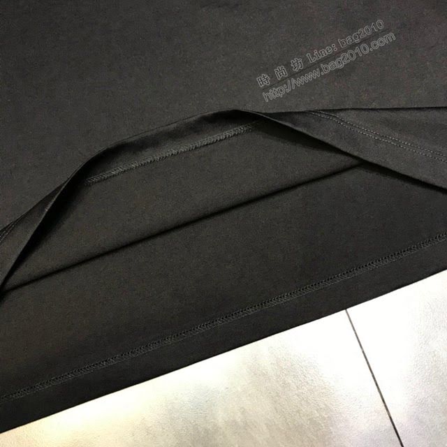 Versace男短袖 範思哲2020新款男裝 重工釘珠片T恤  tzy2390